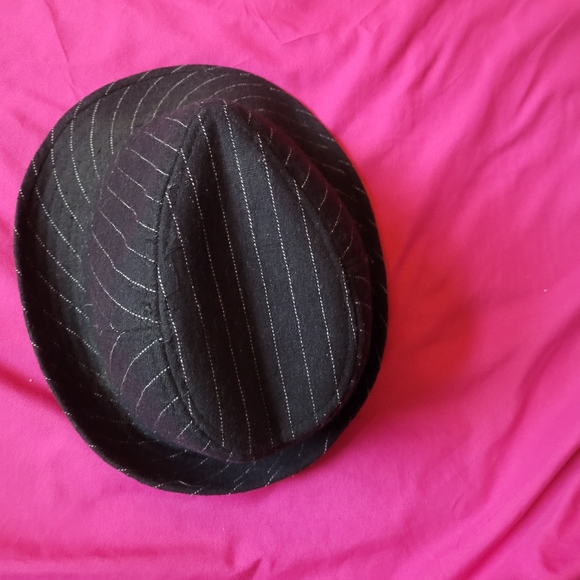 Pinstripe Fedora - Picture 2 of 3